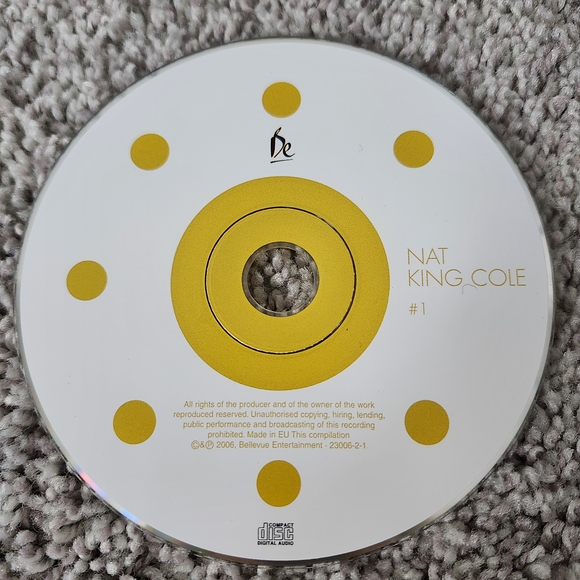 Live CD Set - White and Gold - Picture 4 of 6